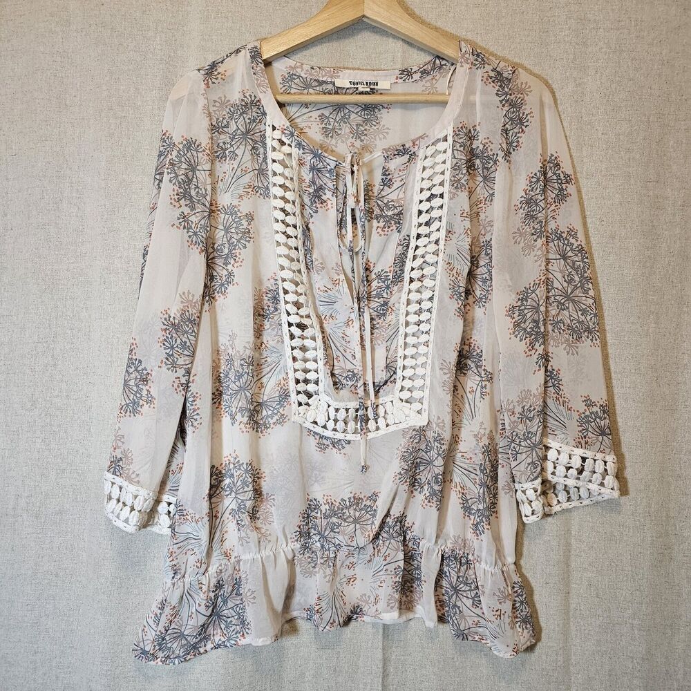 Daniel Rainn Women's Peasant Boho Pink Floral Crochet Lace Trim Semi-Sheer Top M